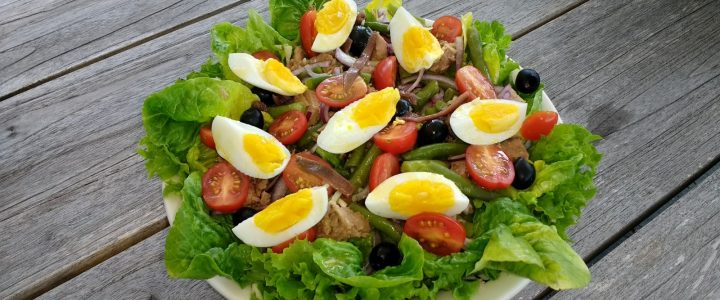 Salade nicoise: boontjes en sla